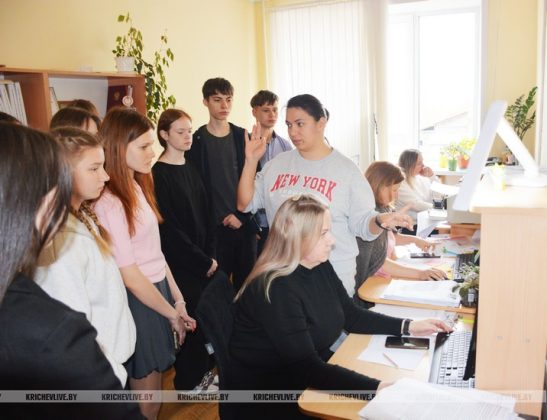 Пилотирование новостями: школьники побывали в редакции «Кричевской жизни»