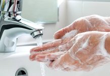 Чем лучше всего отмыть руки от моркови: 6 проверенных способов