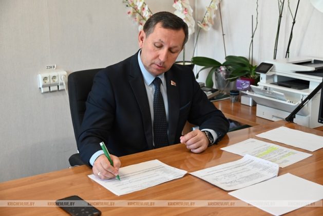 Прием граждан провел председатель райисполкома