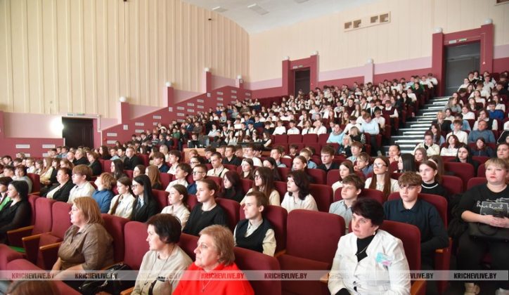 В Кричеве прошла «Ярмарка целевой подготовки» для старшеклассников