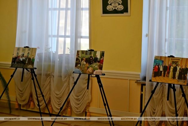В Кричеве организованы выставки ко Дню единения народов Беларуси и России