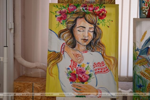В Кричеве организованы выставки ко Дню единения народов Беларуси и России