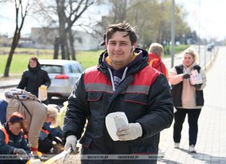 Кричевляне присоединились к республиканскому субботнику Кричевляне присоединились к республиканскому субботнику