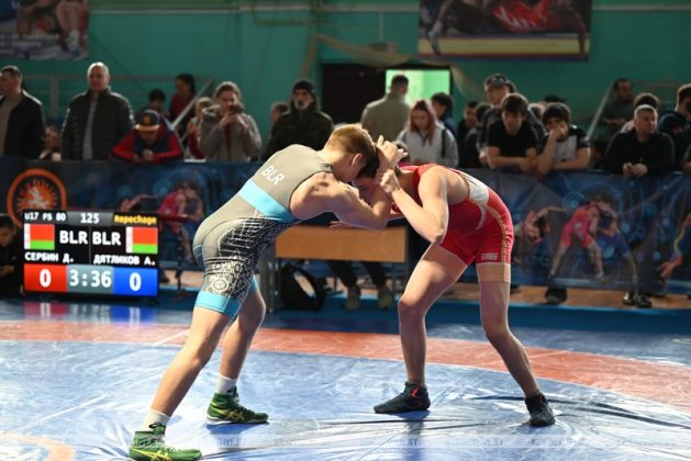 В Кричеве проходит международный турнир по вольной борьбе