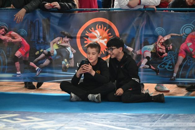 В Кричеве проходит международный турнир по вольной борьбе