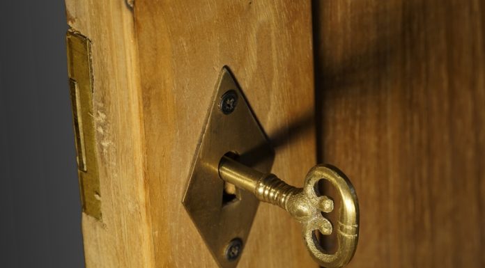 Запертая дверь — не прихоть, а необходимость: кричевская милиция напоминает о базовой безопасности Запертая дверь - не прихоть, а необходимость: кричевская милиция напоминает о базовой безопасности