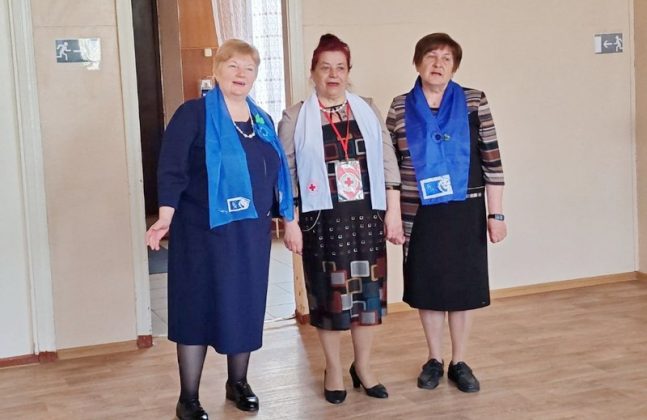 «С открытым сердцем, с добрым словом»: волонтеры Кричева поздравили пациентов БСУ со Светлой Пасхой