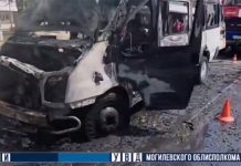 В Могилеве на ходу загорелась маршрутка: пострадавших нет