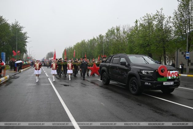 И взрослые, и дети: в Кричеве прошло шествие в честь Дня Победы