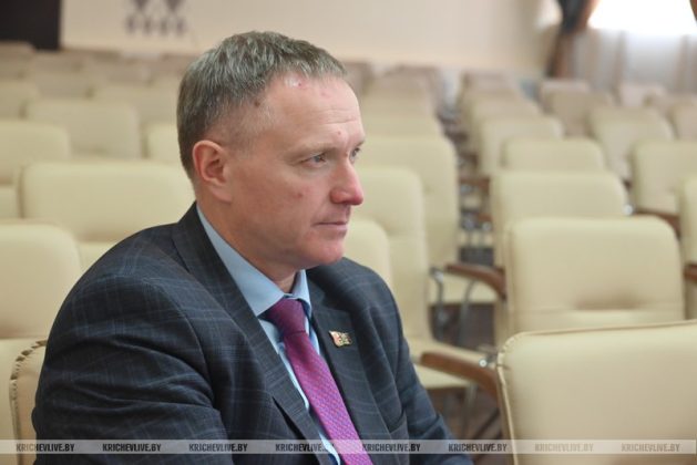 Занятость и оздоровление детей в летний период оценили кричевские депутаты