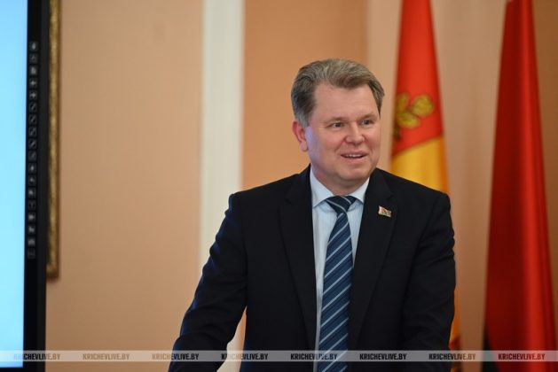 Министр архитектуры и строительства встретился с представителями сферы культуры Кричева