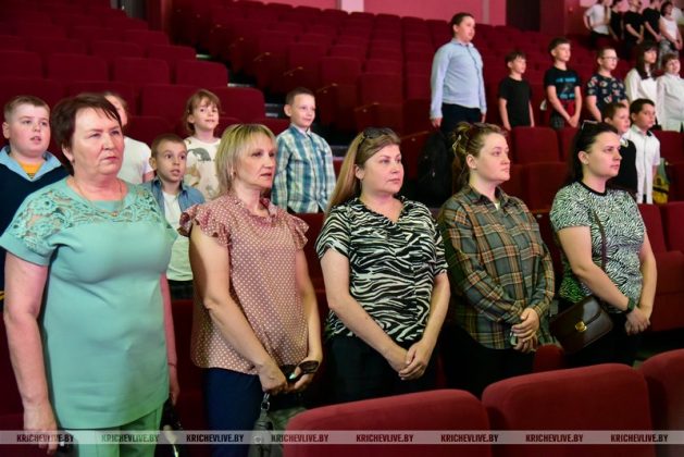 Документальный фильм о Государственном гимне Республики Беларусь показали в Кричеве