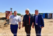 Сергей Давыдов провел мониторинг строительства сельхозобъектов в Кричеве Сергей Давыдов провел мониторинг строительства сельхозобъектов в Кричеве