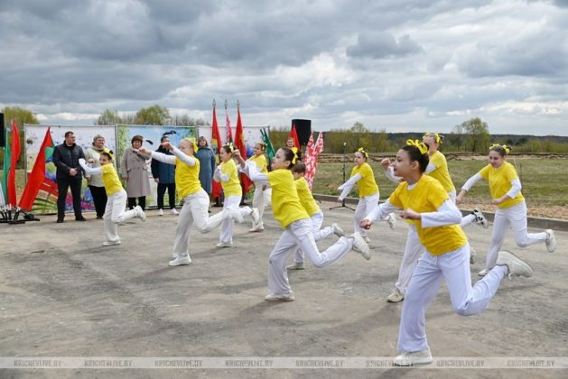 В Кричеве открыли пляж «Песчаный берег»