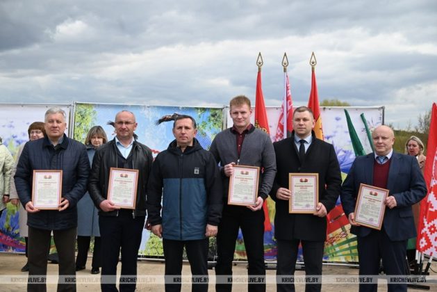В Кричеве открыли пляж «Песчаный берег»