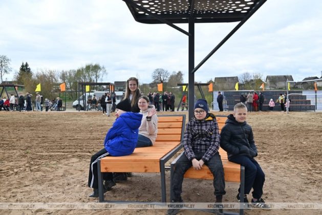 В Кричеве открыли пляж «Песчаный берег»
