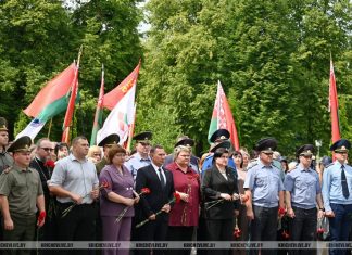 22 июня – День всенародной памяти: митинг-реквием прошел у Кургана Славы в Кричеве