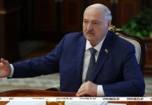 «Должны однозначно быть спасены». Лукашенко о лечении пострадавших при атаке дрона на автобус