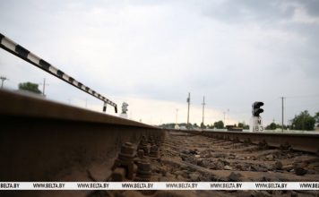 БЖД назначила 14 дополнительных поездов в период проведения праздника «Купалье» в Александрии БЖД назначила 14 дополнительных поездов в период проведения праздника "Купалье" в Александрии