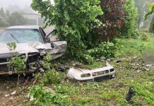 Ушел в неуправляемый занос и врезался в бетонный забор