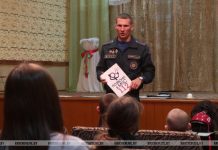 Спасатели Кричевского района провели уроки безопасности для сельских школьников