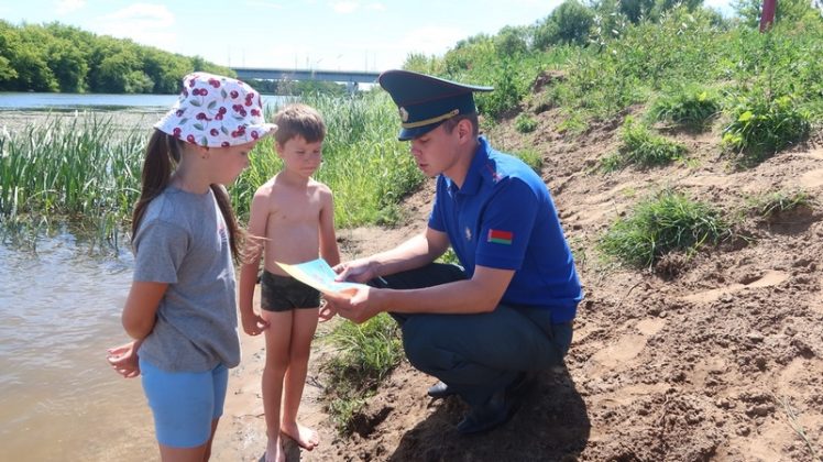 В Кричеве прошел совместный рейд РОЧС и РОВД по местам отдыха у воды