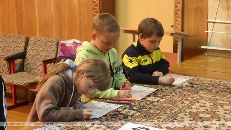 Спасатели Кричевского района провели уроки безопасности для сельских школьников