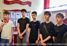 В Кричевском колледже прошла экскурсия, напомнившая учащимся о подвиге земляков