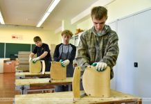 В Кричеве организована трудовая занятость подростков В Кричеве организована трудовая занятость подростков
