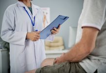 Врач объяснил, что делать при увеличении простаты