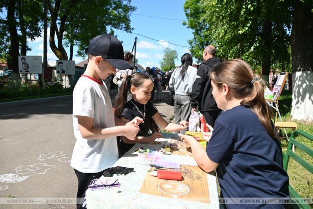 Сегодня в Кричеве развернулся настоящий праздник для детей