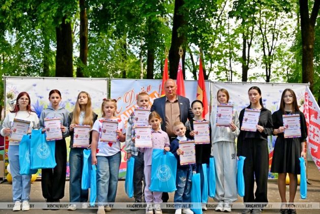 Сегодня в Кричеве развернулся настоящий праздник для детей