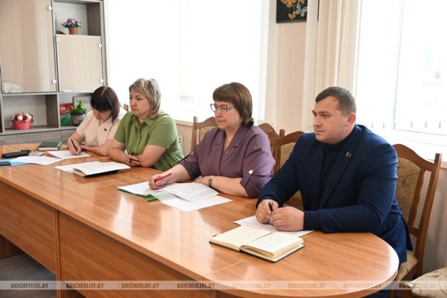 Председатель райисполкома провел прием граждан