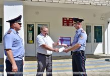 Кричевский РОВД передал Будянской школе сертификат на 1500 рублей