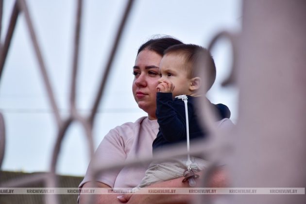 ФОТОФАКТ: В Кричеве прошел смотр-конкурс «Зажги свою звезду»