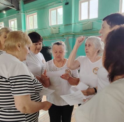 «Возраст — не помеха»: в Кричевском ФОКе прошел фестиваль активного долголетия