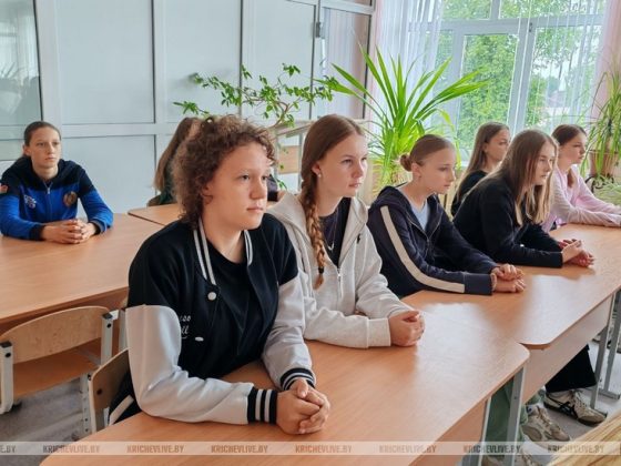 Молодежная группа в рамках единого дня информирования встретилась с коллективом СШ №7