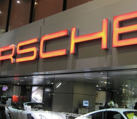 Porsche может сократить до 4 тыс. рабочих мест