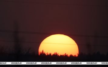 На Землю обрушилась вторая за месяц магнитная буря На Землю обрушилась вторая за месяц магнитная буря