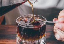 Растворимый кофе: в чем заключается его польза и вред для здоровья