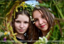В Кричеве Купальскую ночь встретили песнями и танцами у воды