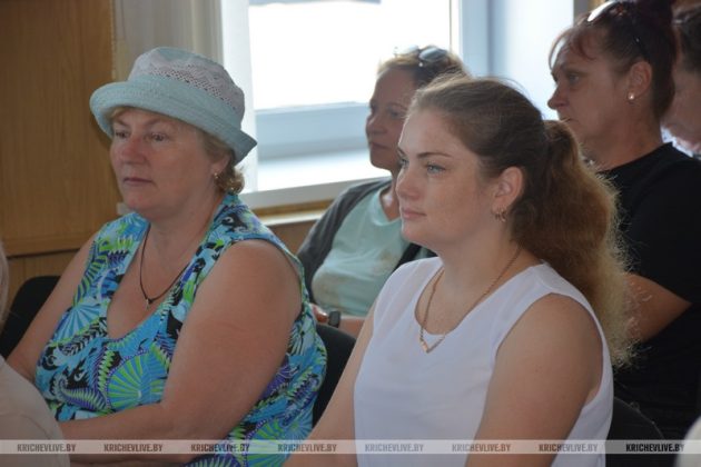 Председатель Кричевского районного Совета депутатов Ирина Прудникова встретилась с работниками почтовой связи