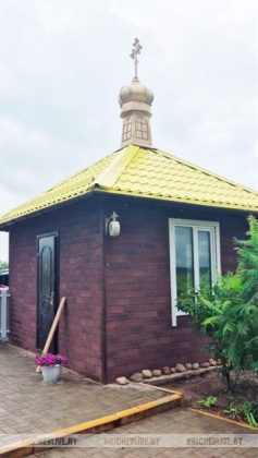 В деревне Низки Кричевского района продолжается благоустройство криницы