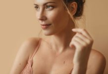Как ношение бюстгальтера влияет на форму и здоровье груди и можно ли в нем спать? Мнение маммолога