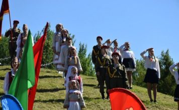Руководство района: этот светлый праздник – символ суверенитета и свободы нашей Родины Руководство района: этот светлый праздник – символ суверенитета и свободы нашей Родины