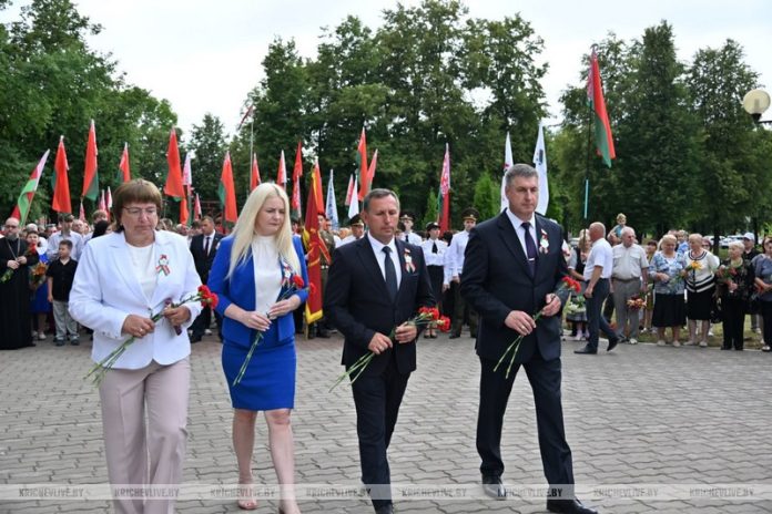 Кричев отмечает День Независимости Кричев отмечает День Независимости