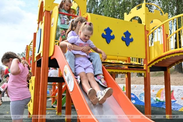 В Кричеве открыли пляж на озере Молодежном