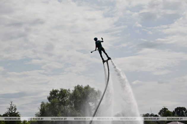 В Кричеве открыли пляж на озере Молодежном