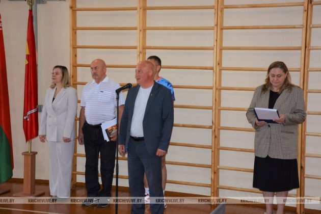 Турнир по настольному теннису в Кричеве собрал 60 спортсменов из Беларуси и России.