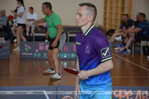 Турнир по настольному теннису в Кричеве собрал 60 спортсменов из Беларуси и России.